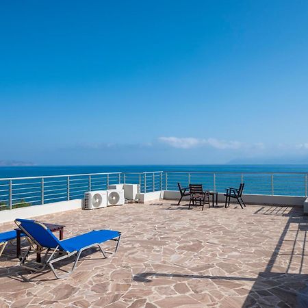 Argo Rooms-Papadakis Kissamos Exterior photo
