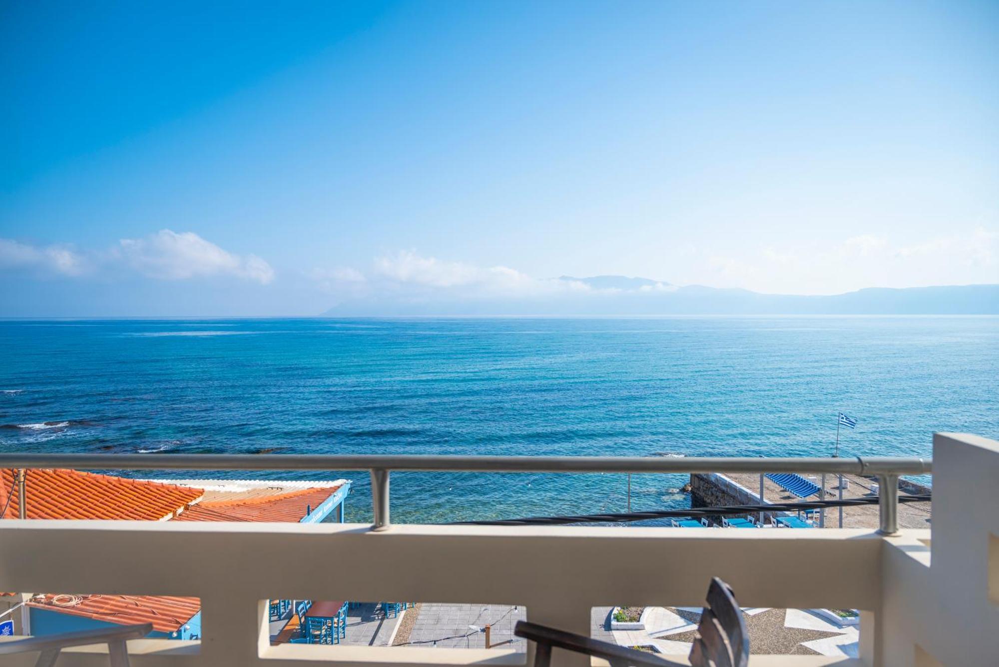 Argo Rooms-Papadakis Kissamos Exterior photo